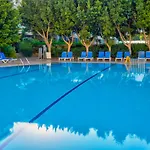 Resort Blue Fish