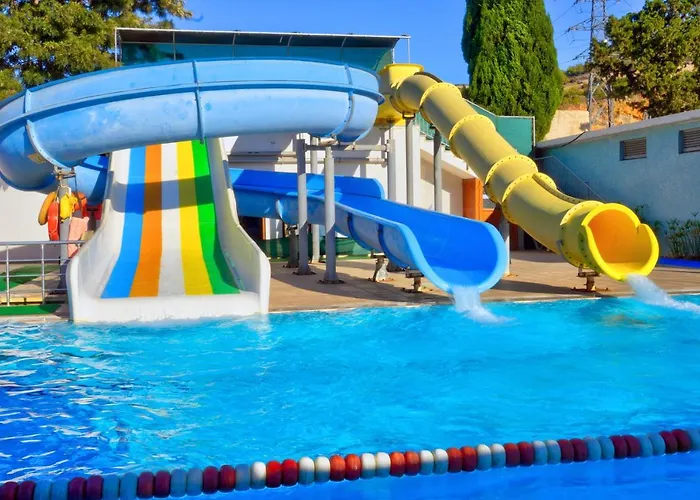 Blue Fish Resort Konaklı