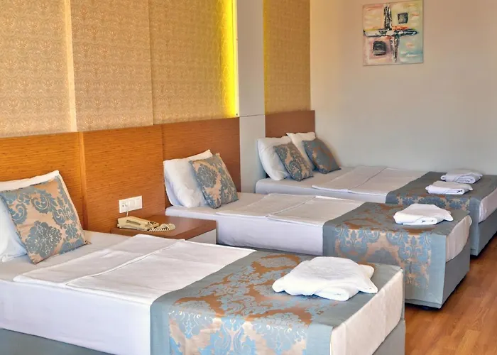 Blue Fish 4* كوناكلي