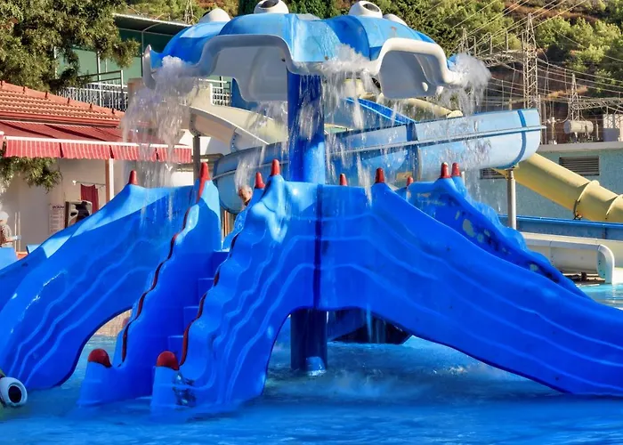 منتجع Blue Fish